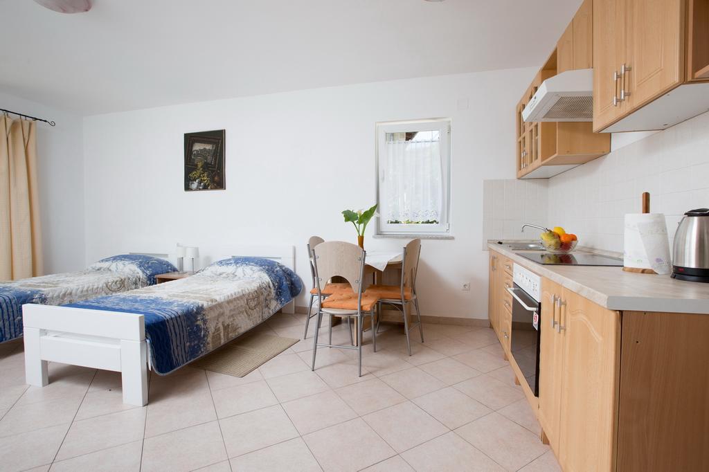 Apartmani Ve-Ro Abbázia Kültér fotó